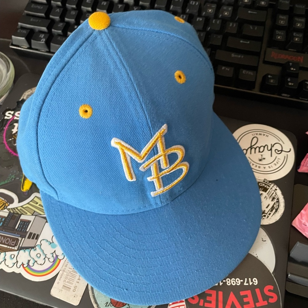 Baseball fitted hat